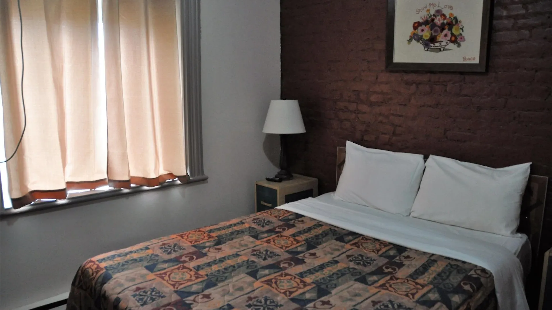 **  Hotel Ste-Catherine Montreal Canada